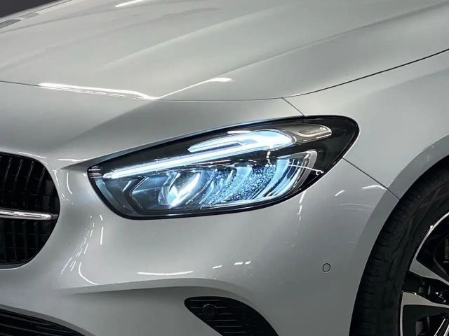 Mercedes-Benz B 180 Progressive Sedan