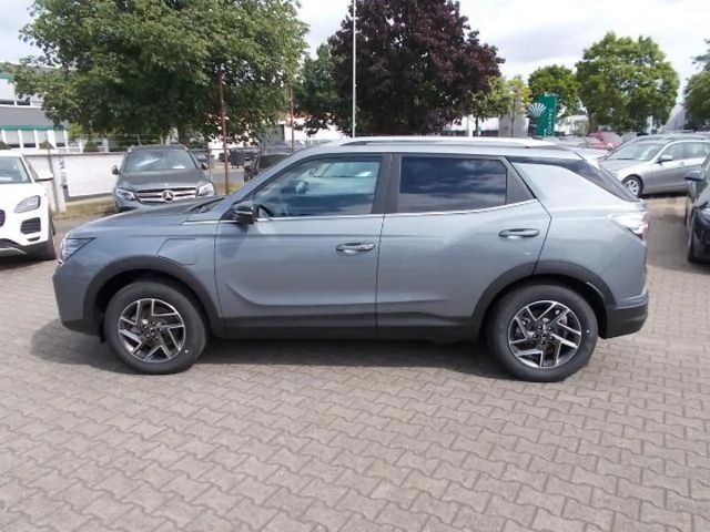 SsangYong Korando e-MOTION Titanium Leder LED Navigation