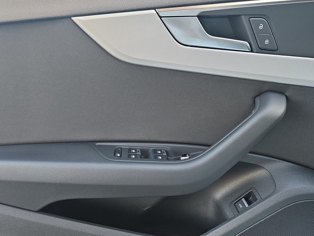 Audi A4 40 TFSI Avant S-Tronic