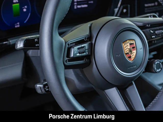 Porsche Macan 4