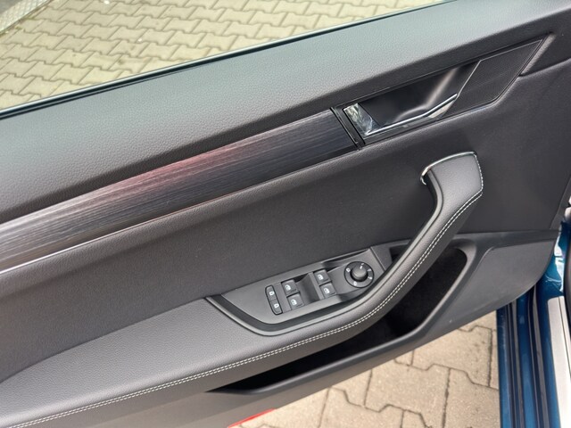 Skoda Superb 1.5 TSI Combi Style Style