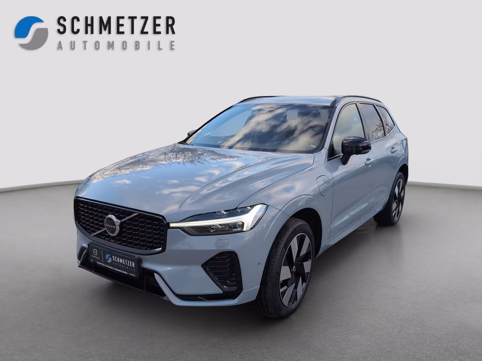 Volvo XC60 AWD Dark Plus T6