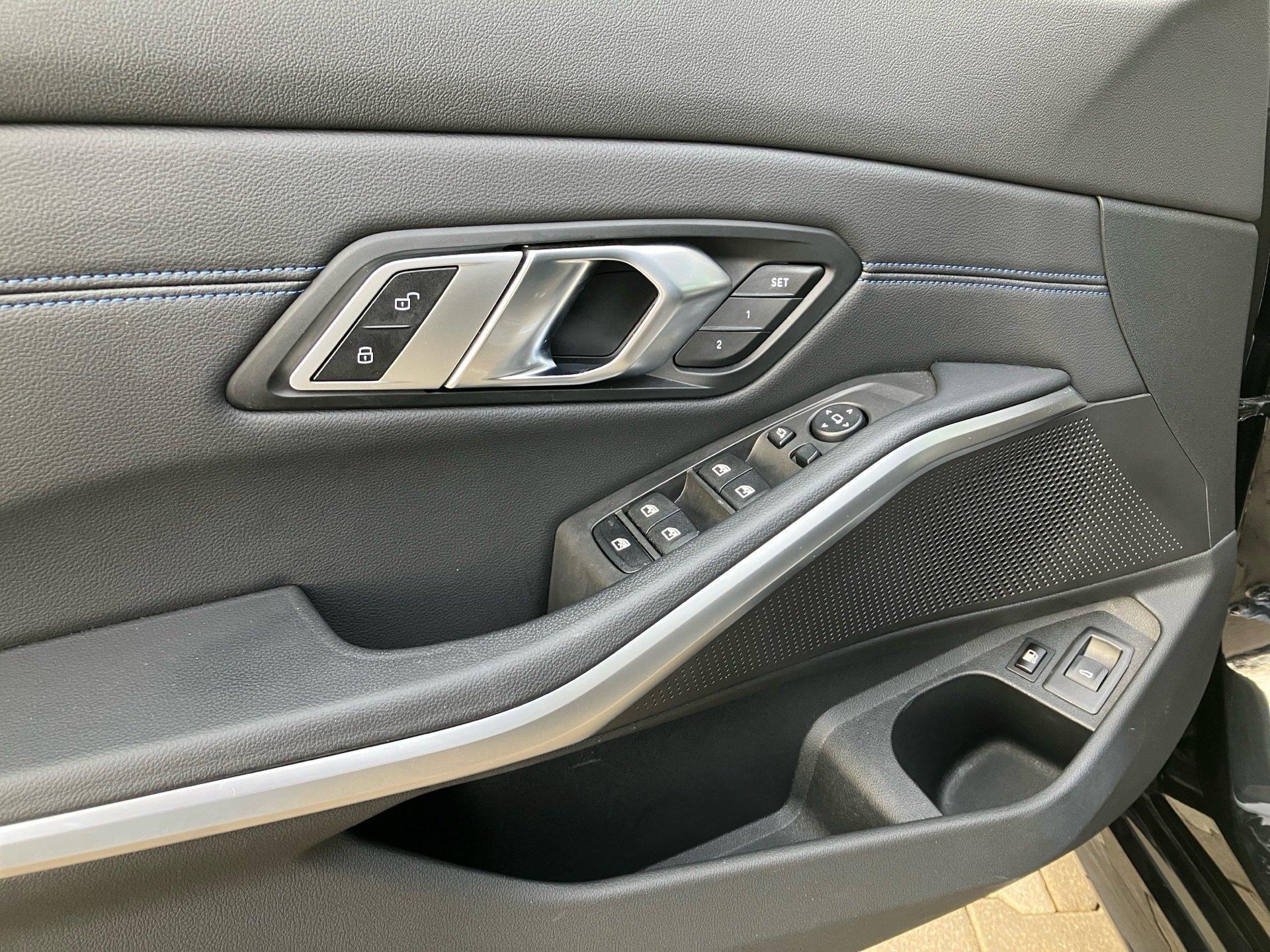 BMW 330 330e Sedan xDrive