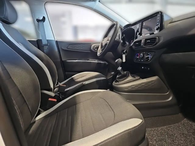 Hyundai i10 1.0 2WD Trend