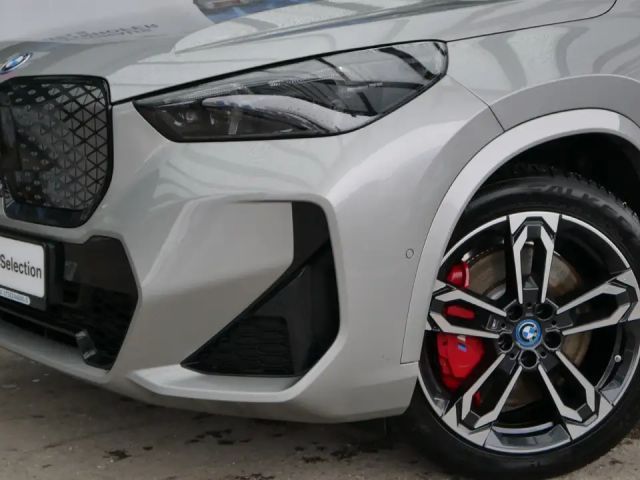 BMW iX1 xDrive30