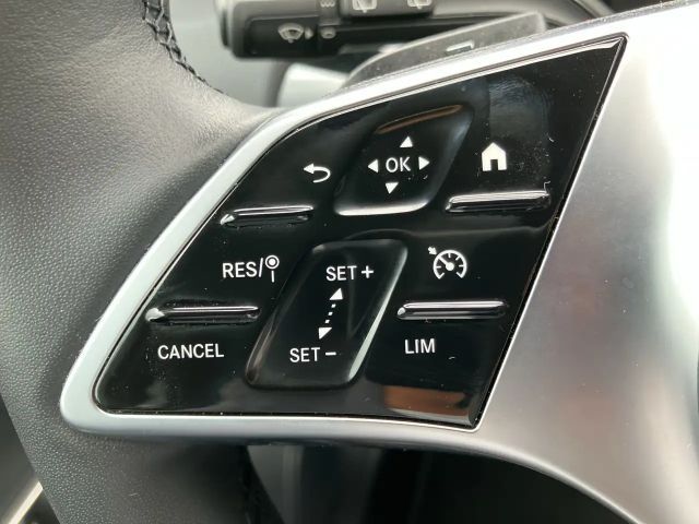 Mercedes-Benz GLA 200 GLA 200 d