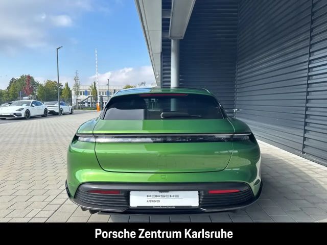 Porsche Taycan GTS Sport Turismo