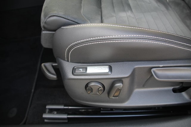 Volkswagen Passat 1.5 TSI DSG Variant