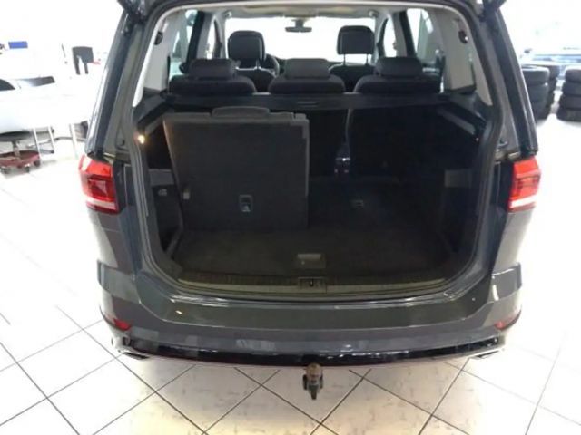 Volkswagen Touran DSG R-Line