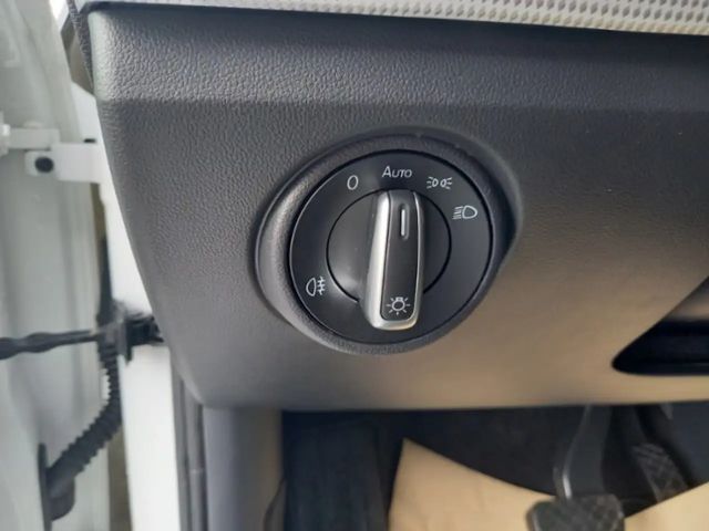 Volkswagen e-up! Plus Style