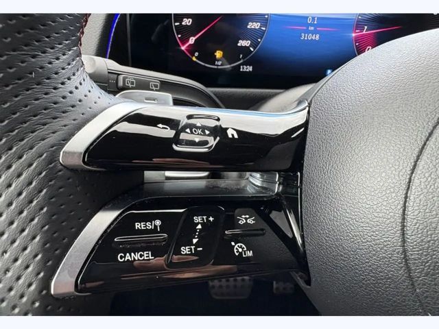 Mercedes-Benz GLB 180 AMG Line