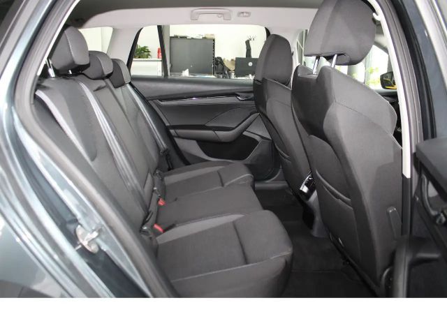 Skoda Octavia Ambition iV