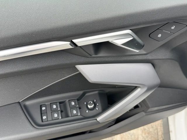 Audi A3 30 TFSI Sedan