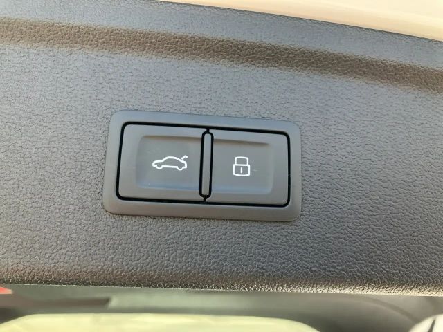 Audi A3 30 TFSI Sedan