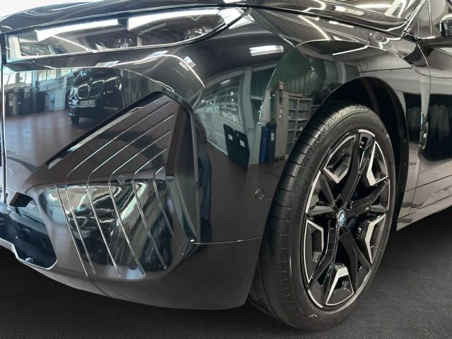 BMW iX xDrive40