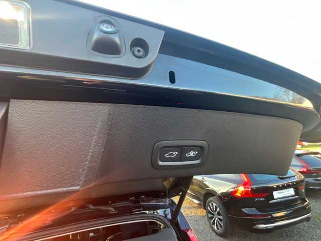 Volvo XC40 Bright Plus Recharge