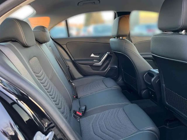 Mercedes-Benz A 200 Progressive