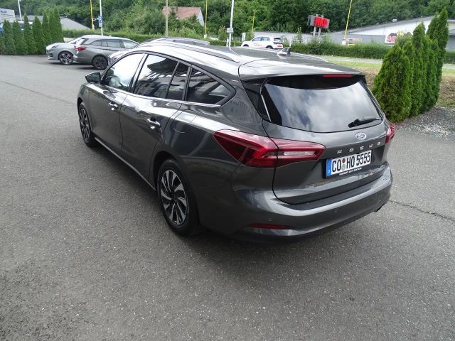 Ford Focus Titanium Wagon