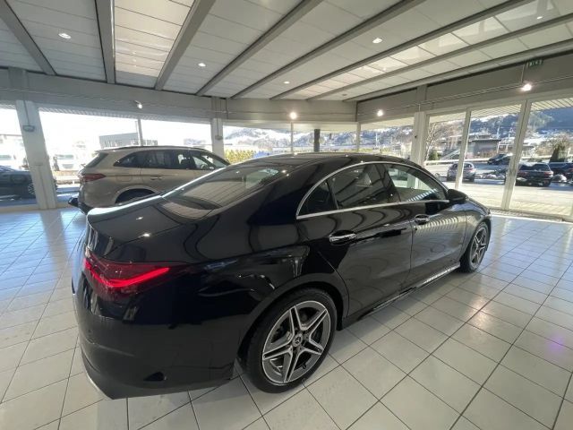 Mercedes-Benz CLA 200 AMG Line Coupé
