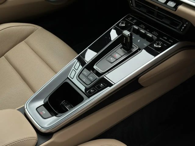 Porsche 992 Cabrio Carrera S