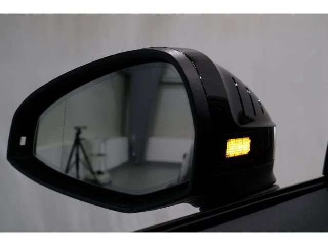 Audi A4 40 TDI Avant Quattro S-Line