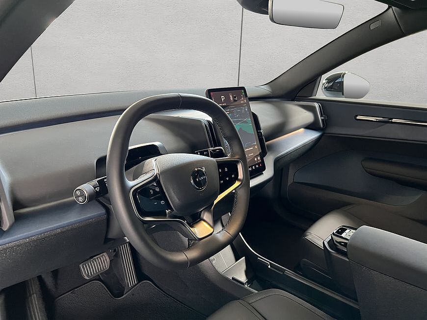 Volvo EX30 
