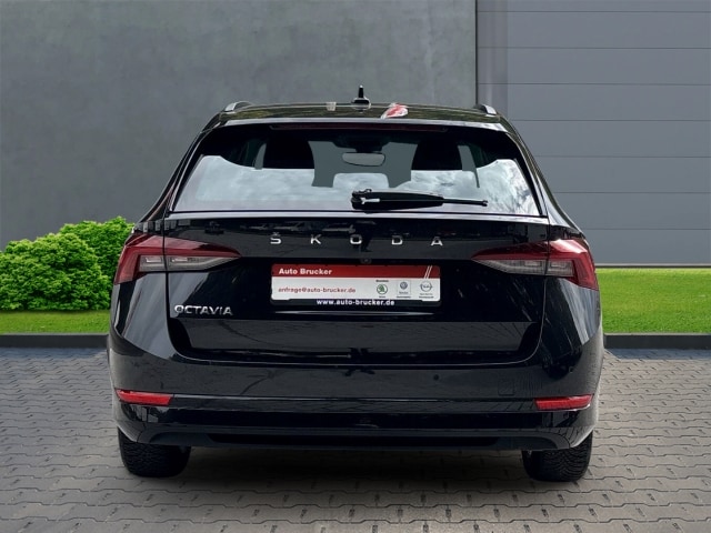 Skoda Octavia 1.5 TSI Ambition Combi