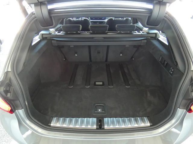 BMW 320 320i M-Sport Touring