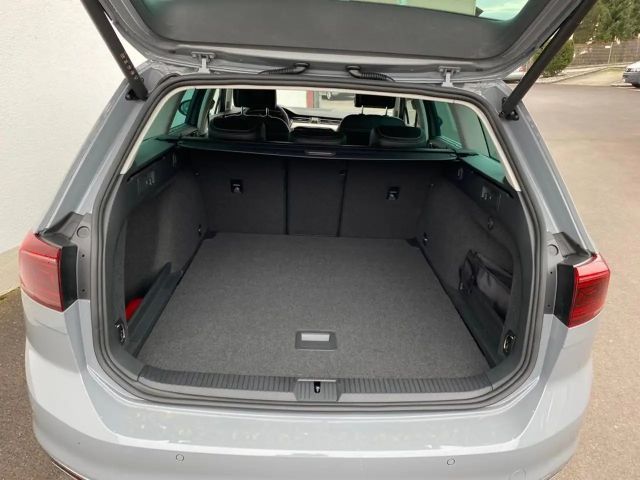 Volkswagen Passat DSG Elegance Elegance Variant