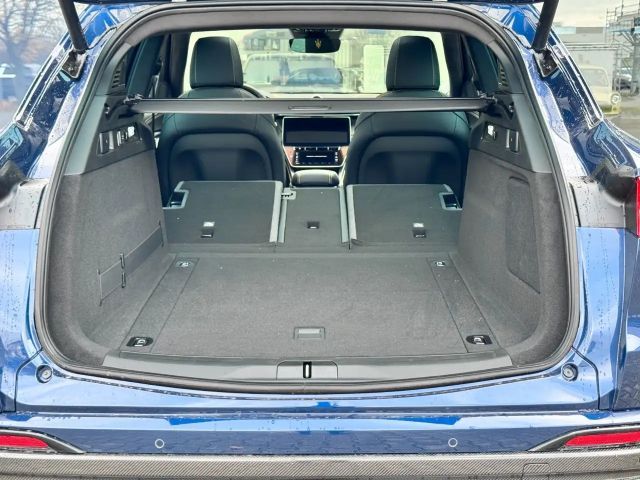 Maserati Grecale Modena Trofeo