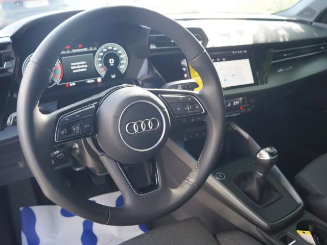 Audi A3 30 TDI Sedan