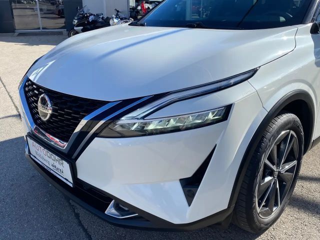 Nissan Qashqai DIG-T Tekna