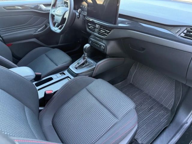 Ford Focus EcoBoost ST Line