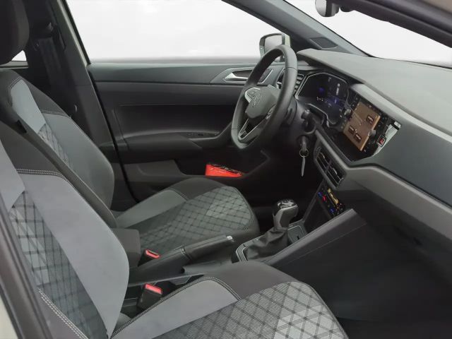 Volkswagen Polo 1.0 TSI DSG R-Line
