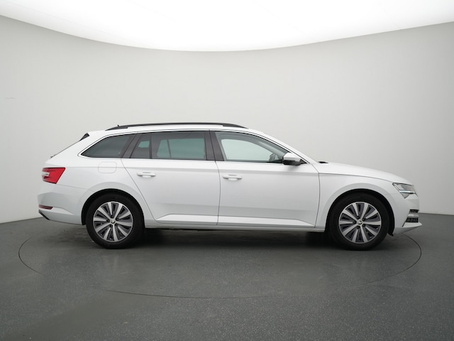 Skoda Superb Ambition Combi iV