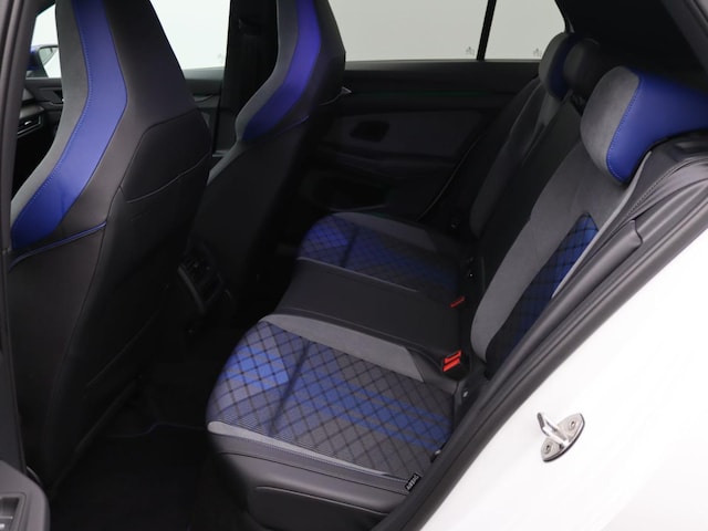 Volkswagen Golf 2.0 TSI DSG