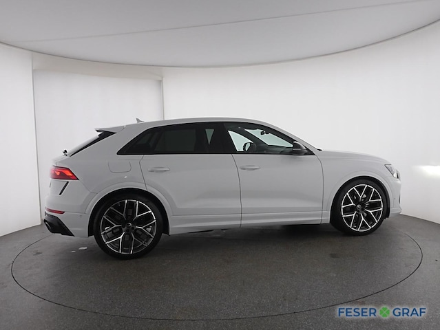 Audi RS Q8 Quattro