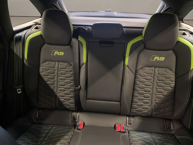 Audi A6 e-tron Avant Performance Quattro