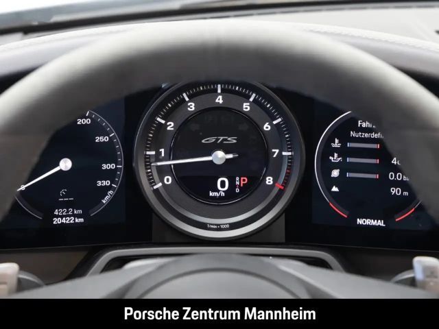 Porsche 992 Cabrio Carrera GTS