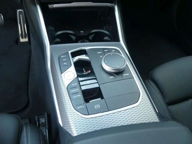 BMW 320 320d M-Sport Touring