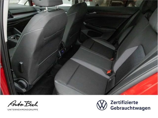 Volkswagen Golf 1.5 eTSI DSG Golf VIII