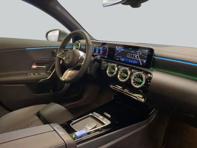 Mercedes-Benz CLA 200 Coupé