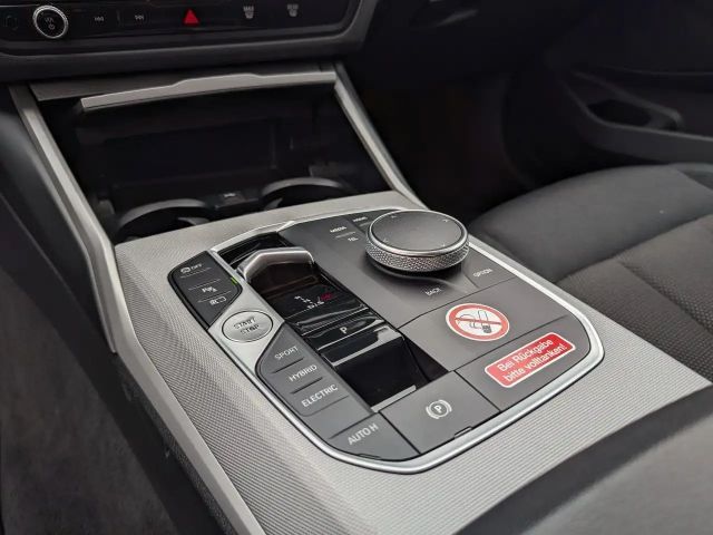 BMW 320 320e Touring