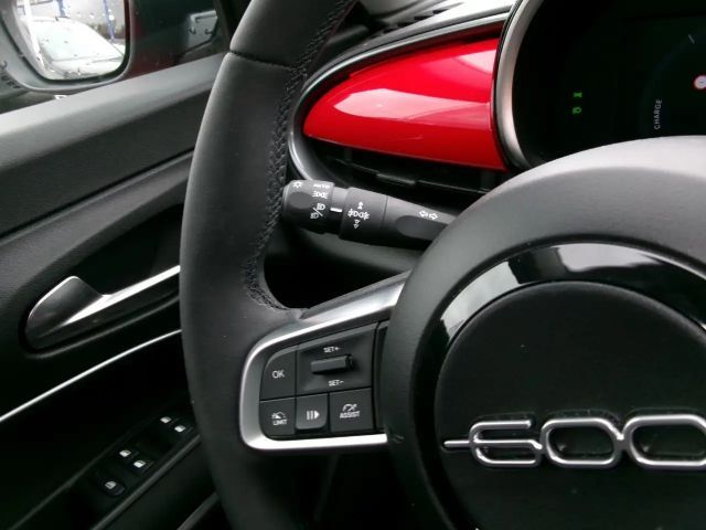 Fiat 600e 600 e RED-Edition 156Ps