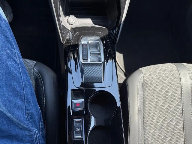 Peugeot 2008 Allure Pack EAT8 PureTech