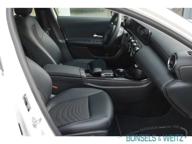 Mercedes-Benz A 250 A 250 e Style