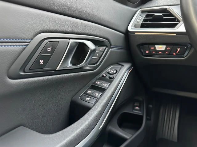 BMW 320 320i M-Sport Touring