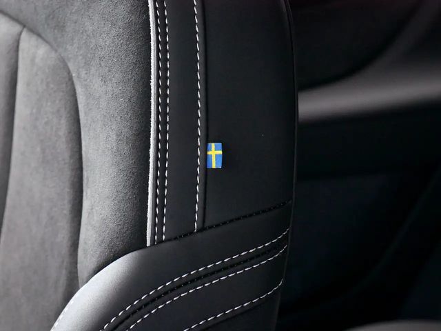 Volvo XC40 Dark Plus