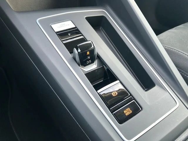 Volkswagen Golf DSG Life Variant