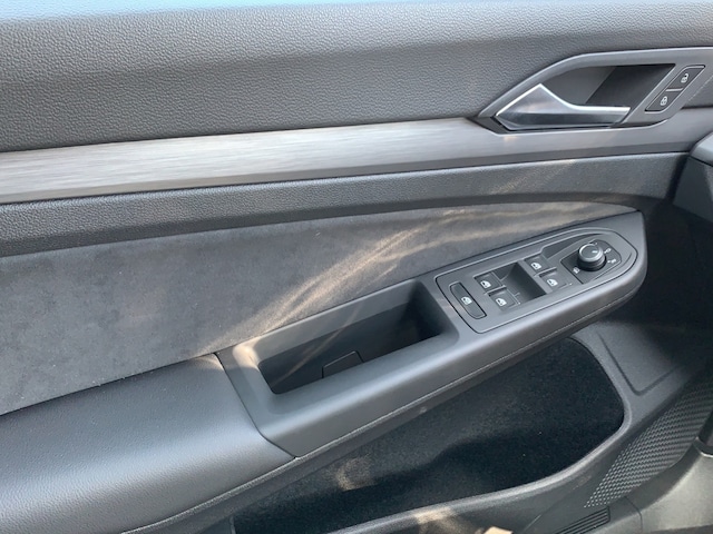 Volkswagen Golf 1.5 eTSI Golf VIII Style